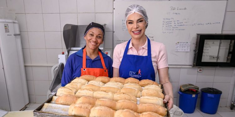 Primeira-dama Thaisa Cidade visita Instituto Transformando Vidas e reforça compromisso com ações que promovem inclusão e oportunidades
