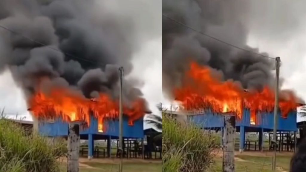 Veja: Incêndio destrói casa por completo e assusta moradores de comunidade no interior do AM