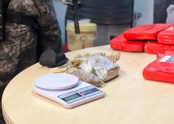 Rocam estoura esconderijo do tráfico e apreende drogas avaliadas em R$ 300 mil