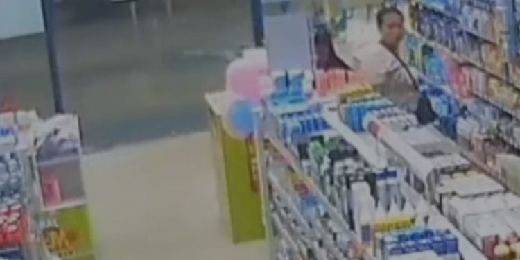 Vídeo: Quatro mulheres são procuradas após série de furtos em farmácias de Manaus