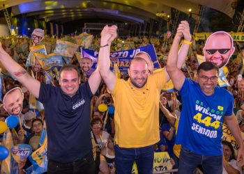 Roberto Cidade participa de ato que confirma Fausto Júnior na disputa à reeleição para deputado federal