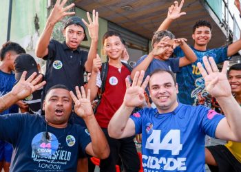 Roberto Cidade começa corpo a corpo da campanha pelo Jorge Teixeira, na zona Leste