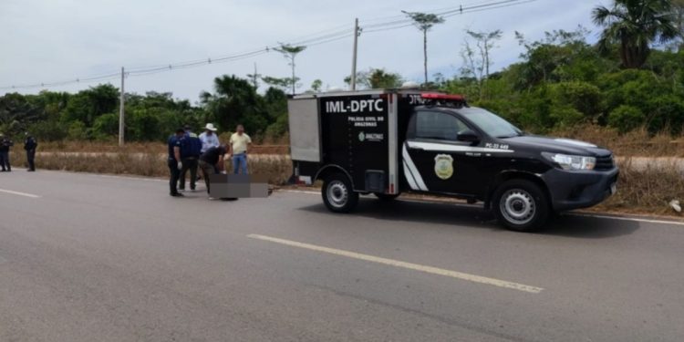 C0rp0 de mulher é encontrado em decomposiçã0 às margens da AM-070