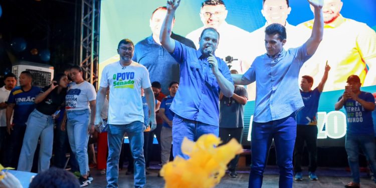 Roberto Cidade detalha proposta de ampliação do Auxílio Estadual para R$ 250 durante mobilização na Zona Norte de Manaus