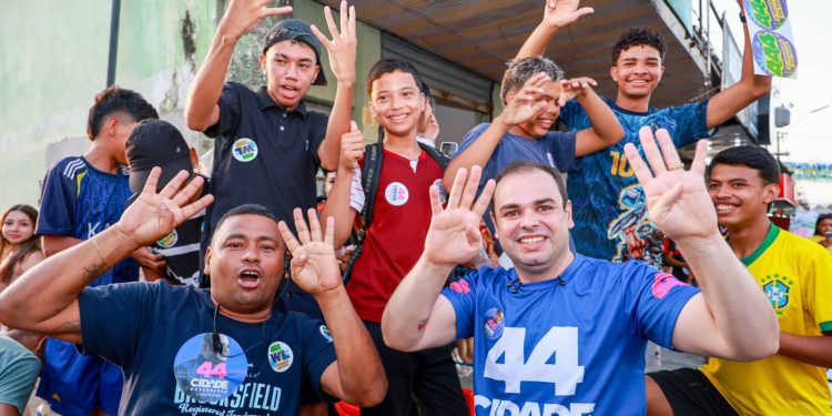 Cidade avança, Omar recua, e Projeta aponta empate técnico no Amazonas