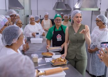 Primeira-dama Thaisa Cidade visita Policlínica Gerontológica da FUnATI e destaca atenção à pessoa idosa