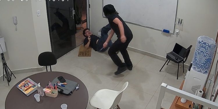 Professor esfaquead0 por jovem de 15 anos é aluno de Engenharia da UEA