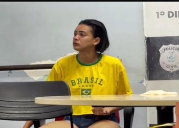 Jovem é atr0pelado no Centro de Manaus e motorista bêb@da tenta fugir com as filhas no carro