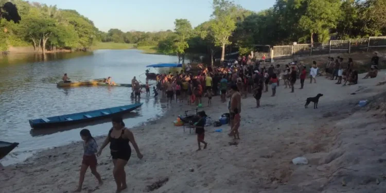 Tarde de diversão em igarapé termina com m0rt3 de jovem de 24 anos no Distrito Industrial 2