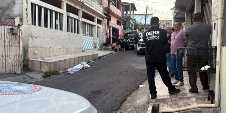 Morador mat@ invasor com golpe de imobilização após sequência de furt0s no Morro da Liberdade