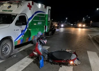 Bat1da entre motos deixa dois f3ridos em estado grav3 no município de Manicoré