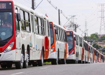Sindicato convoca coletiva e am3aça nova gr3ve de ônibus em Manaus se salários atrasarem até sexta-feira