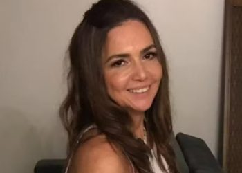 C0rpo de promotora que m0rreu af0gada na Bahia será velado em Manaus 