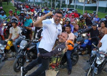 No Alto Solimões, Wilson Lima garante que vai resolver problema do pronto atendimento em Tabatinga