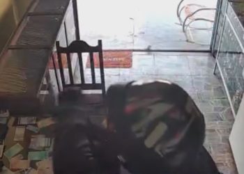 Assalto a loja de joias termina com fuga de lancha e suspeito desaparecido em Manicoré; veja vídeo