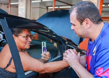Na Praça 14, Roberto Cidade apresenta propostas e reforça compromisso com a segurança pública