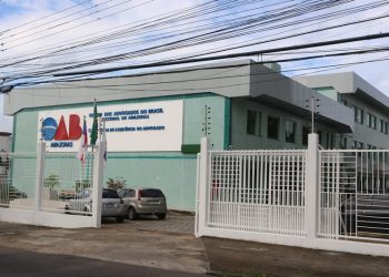 Relatório da PF aumenta pressão, e OAB-AM cobra apuração sobre Alexandre de Moraes
