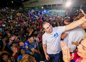 Roberto Cidade reúne mais de 4 mil pessoas na Zona Oeste e reforça compromissos com o Amazonas