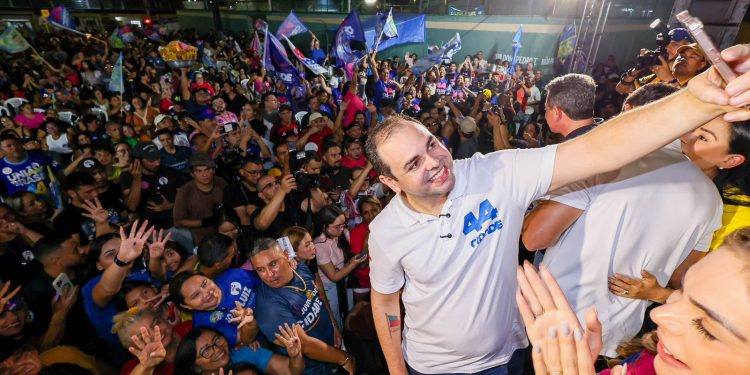 Roberto Cidade reúne mais de 4 mil pessoas na Zona Oeste e reforça compromissos com o Amazonas
