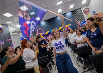Thaisa Cidade reúne mais de 300 jovens e apresenta propostas de Roberto Cidade para a juventude do Amazonas