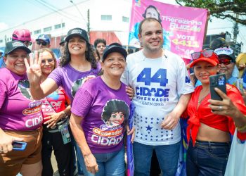 Roberto Cidade encerra maratona deste final de semana pelo interior com mega carreata em Itacoatiara