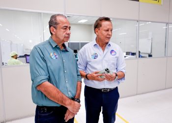 Em visita à Digitron, Adjuto Afonso defende fortalecimento da indústria no Amazonas