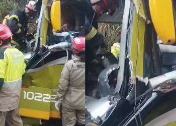 Vídeo: Motorista de ônibus fica pr3s0 às ferragens em ac1dente na BR-174 e trânsito é afetado