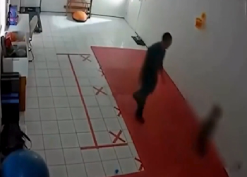 Vídeo: Autista tem o cotovelo qu3brad0 ao ser arremessad0 durante terapia em clínica