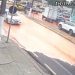 Vídeo mostra momento em que adutora rompe e alaga rua em Manaus