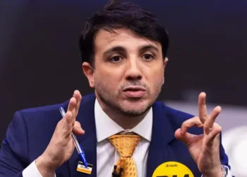 Renan Santos, candidato que det0na a Zona Franca de Manaus, terá ato de apoiadores na capital