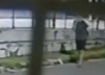 Em Itacoatiara, homem invade igreja e furta dez microfones, equipamentos de som, cabos e ferro de passar