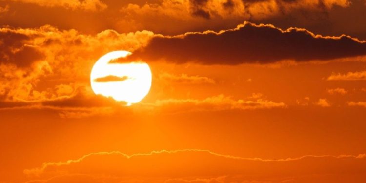 Calor extremo: Manaus bate 37°C e Defesa Civil emite alerta em Manaus