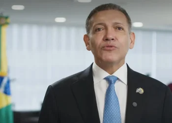 TSE nega acusação de Flávio sobre expulsão de fiscais de sala-cofre: ‘Não é espaço aberto à visitação’