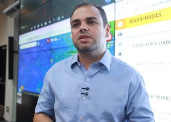 Roberto Cidade agradece apoio de Tarcísio de Freitas e destaca união de esforços para combater incêndios no Amazonas