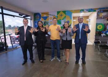 Adjuto Afonso reforça apoio a Omar Aziz junto a  lideranças de Boca do Acre e Lábrea
