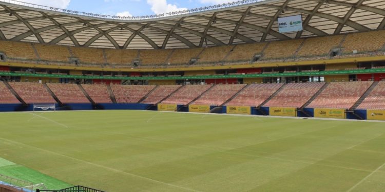 Vasco procura Governo do Amazonas para jogar contra o Boca Juniors e o Flamengo em Manaus