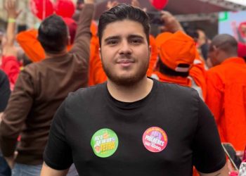 Ex-militante do PL e do MBL, jovem de 21 anos diz que deixou bolsonarismo após ‘estudar’ e declara voto em Lula