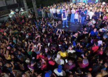 Roberto Cidade encerra campanha do 1° turno com grandes atos em Manaus e em Manacapuru