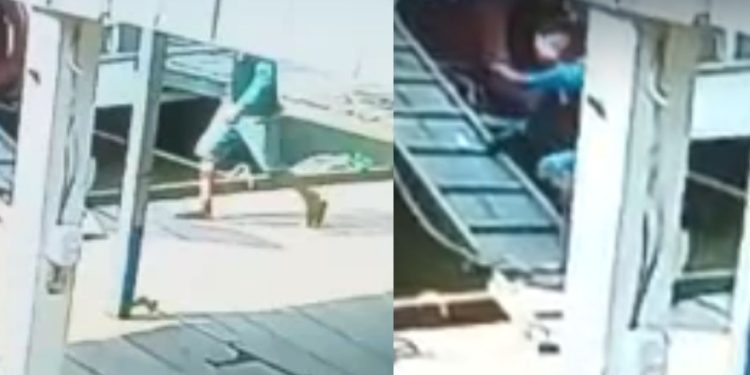 Vídeo: Homem cai no Rio Amazonas ao tentar subir em barco e desaparece; bombeiros fazem buscas