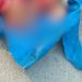 Na avenida Margarita, corpo esqu4rtej4d0 é encontrado em lona azul com bilhete: veja